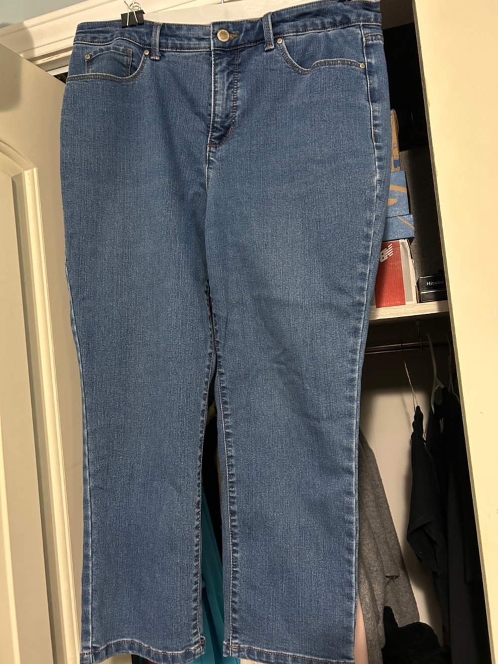 Charter Club Medium Blue Cropped Denim Jeans